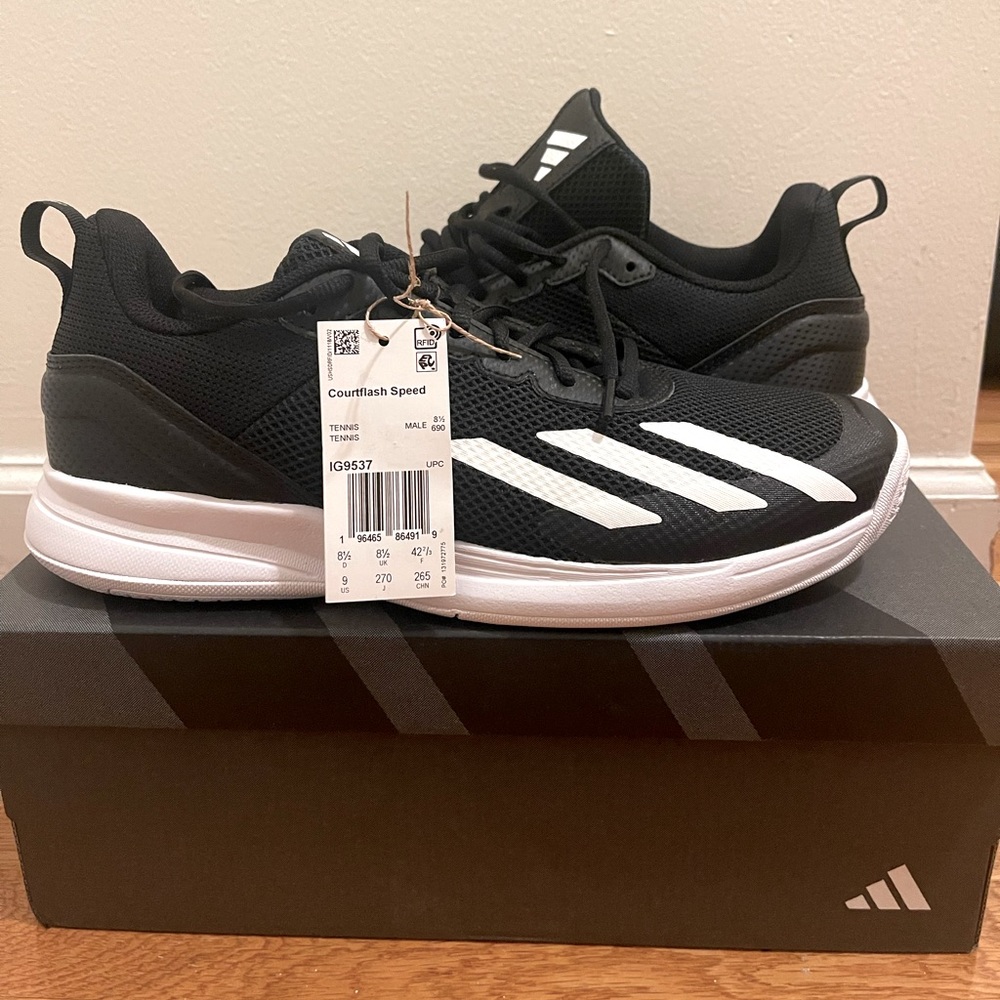 Adidas Tennis shoes NEW size 9